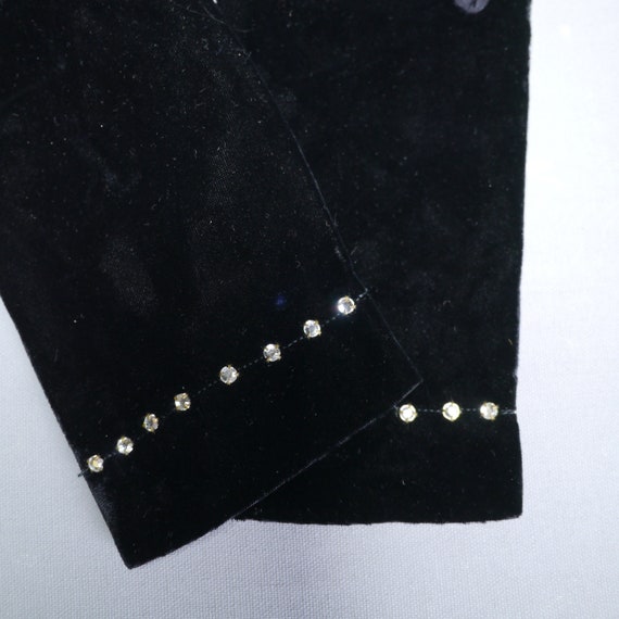 60s 70s BLACK VELVET ladies gloves with RHINESTON… - image 5