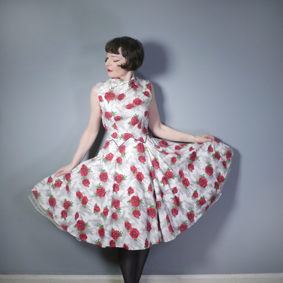 50s RED FLORAL full skirted cotton dress with ZIG… - image 1