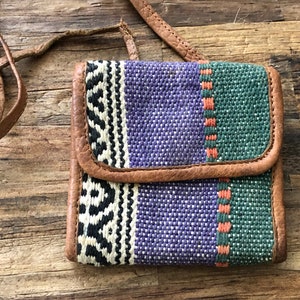 Wallet Purse Woven Leather Shoulder Strap Crochet Cross Body Vintage Distressed Boho