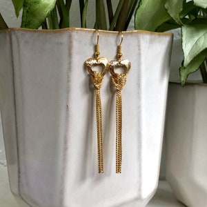 Heart Earrings Gold Tassel Dangly Chains Vintage Earrings Wire Statement Jewelry image 1