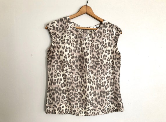 Leopard Shirt Silk Blouse Cap Sleeve Vintage Bana… - image 2