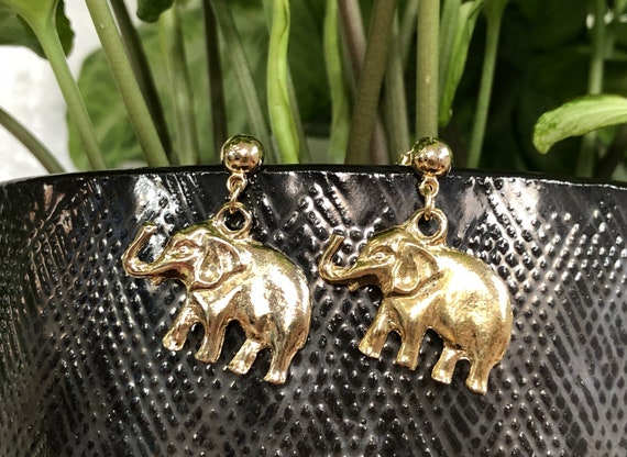 Elephant Earrings Gold Metallic Dangly Animal Vin… - image 2