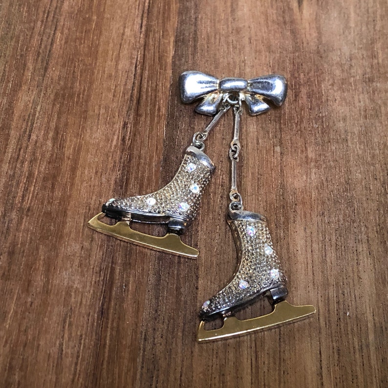 Ice Skating Rhinestone Pin Silver Tone Metal Brooch Bow Vintage Distressed Jewelry Small Label Pin Christmas