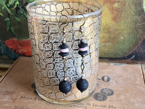 Dangly Earrings Black Wood Bead Pink Metallic Vin… - image 3