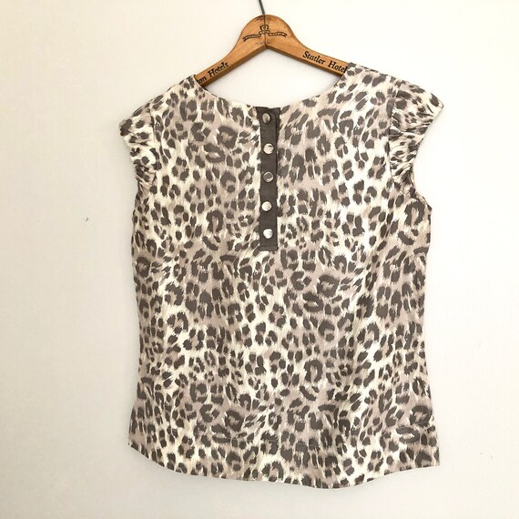 Leopard Shirt Silk Blouse Cap Sleeve Vintage Bana… - image 5