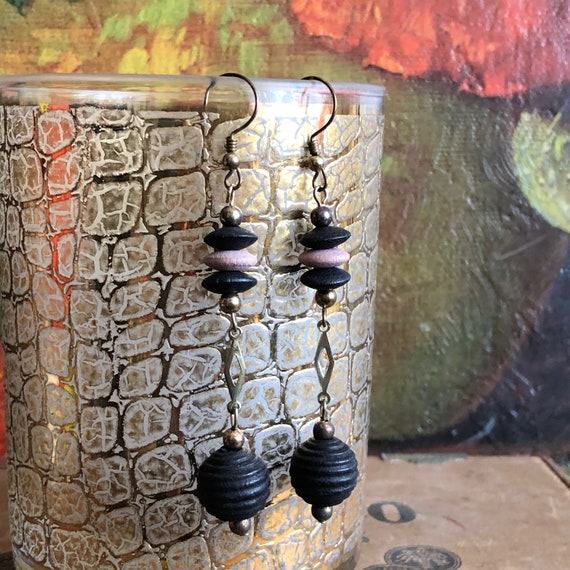 Dangly Earrings Black Wood Bead Pink Metallic Vin… - image 5