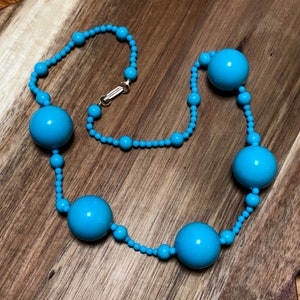 Turquoise Blue Necklace Vintage Round Beads Metal Clasp Plastic Bead Turquoise