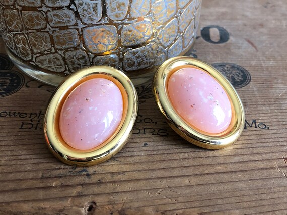 Pink Earrings Gold Metal Oval Pastel Vintage Earr… - image 3