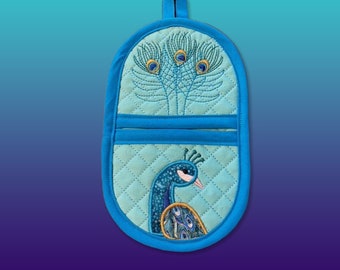 Peacock oven mitt in the hoop machine embroidery digital design pattern ith embroidery machine files