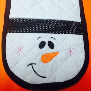 Snowman machine embroidery in the hoop oven mitt embroidery digital design ith embroidery machine files