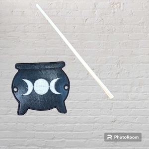 Cauldron bun cover holder, ith machine embroidery machine design files