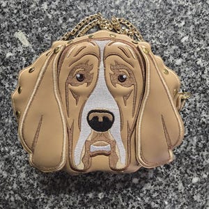 Patrón de bordado para bolso con remaches, versión extra grande, para perro Basset Hound