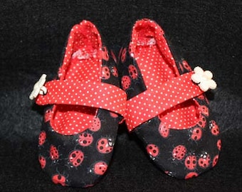 Strappy baby shoes in the hoop machine embroidery digital design pattern embroidery machine files