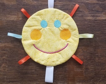 Sun face - stuffie in the hoop machine embroidery design, digital pattern embroidery machine files