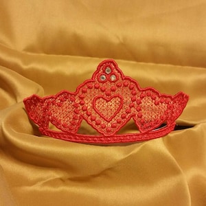 Herz Spitze Tiara Krone Haarband, Stirnband, freistehende Spitze in der Hoop Maschinenstickerei Design Muster Stickdatei Maschinendateien