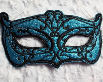Masquerade halloween mask in the hoop machine embroidery design ith embroidery machine files