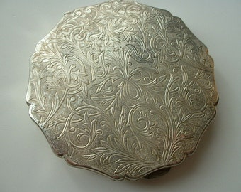 Stratton engraved silver plated powder compact