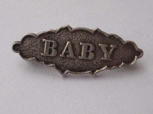 Sterling silver baby brooch Sterling silver baby brooch