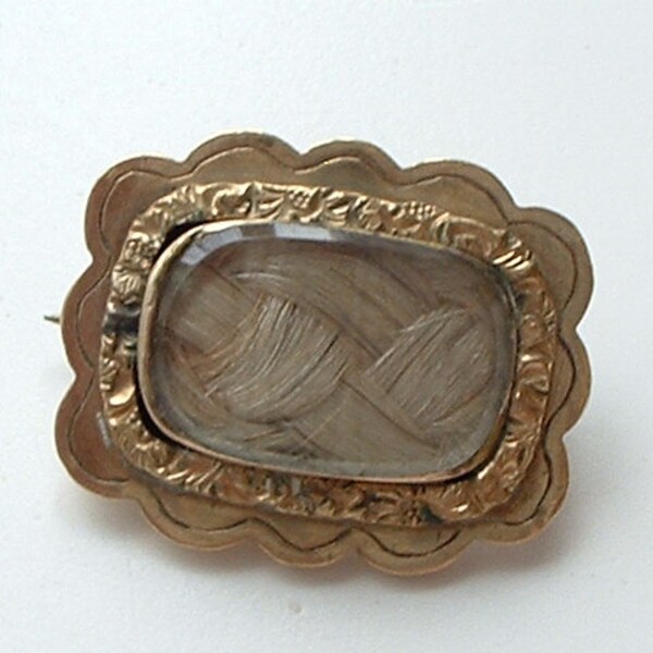 Georgian Mourning brooch with plaited blonde hair