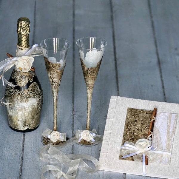Personalisierte Hochzeit Set, Hochzeit Gläser Flasche Gästebuch, handbemalt, Gold und Elfenbein Hochzeit
