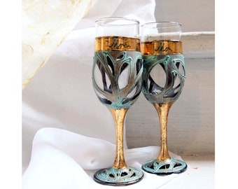 Mrs Ms Personalized Wedding Flutes, Wedding Champagne Flutes, Bride and Groom Wedding Glasses, Handpainted Boho Style glasses, Set of 2