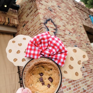 Cookie Nom Nom Minnie Ears, Minnie Ears, Disney Headband, Cookie Headband