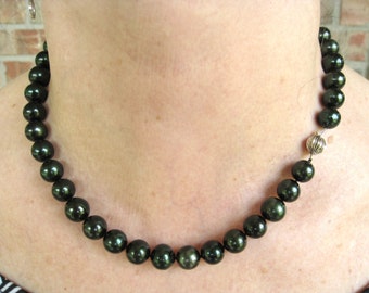 Forest Green Tahitian Pearl Necklace 9.5 mm - 10.0 mm 14k White Gold Clasp