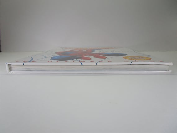 SPIDERMAN the Ultimate Guide, Tom Defalco, COLLECTIBLE 2001 1st