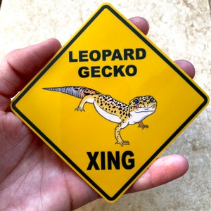 Leopard Gecko crossing ( XING ) sign  - vinyl waterproof sticker / decal (personalization available)