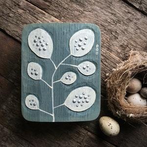 HONESTY FLOWER, relief in wood oak