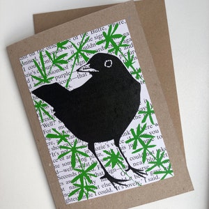 Cartão Blackbird - impresso à mão - design exclusivo - cartão linogravura - impressão linóleo melro - cartão de felicitações em branco