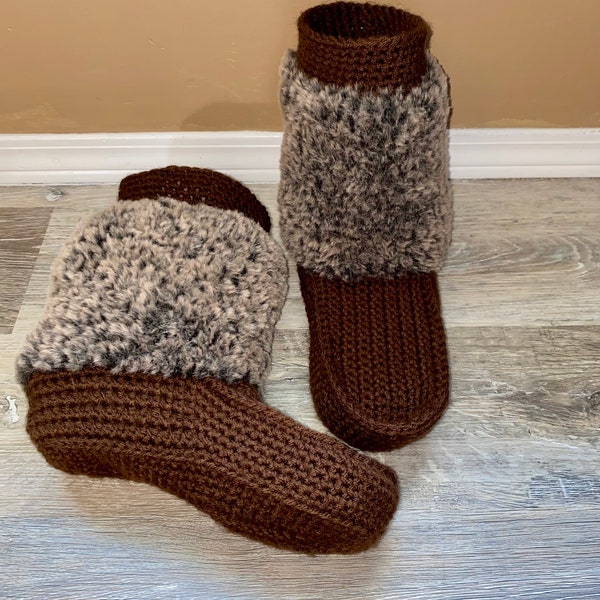 Crochet Mukluk slipper boot Pattern