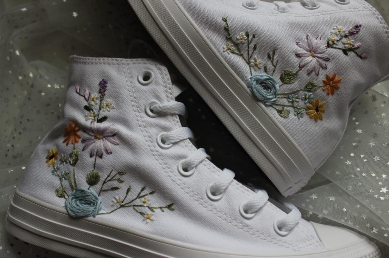 vans rose embroidery old skool