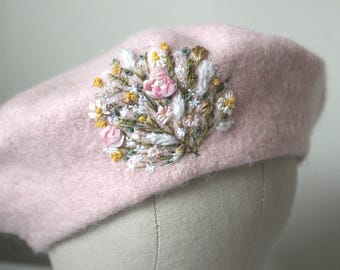 Handmade Floral Knit Beret: Ecru French Style Artist Hat - Etsy