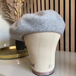 plain grey beret, thick wool beret, wool mark beret, thick real wool, winter unisex beret, french style beret, warm wool beret