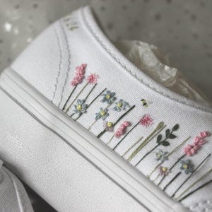 Vans personalizadas para bodas: Zapatillas nupciales rosa pastel, Vans auténticas, Something Blue