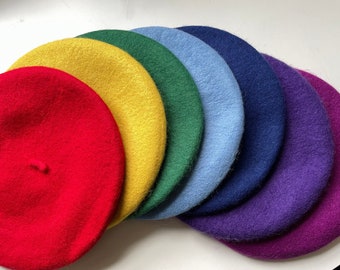 Béret en laine épaisse de qualité supérieure en 24 couleurs, béret de style français, béret uni conçu au Royaume-Uni, véritable béret en laine laine véritable - seul ou ensemble