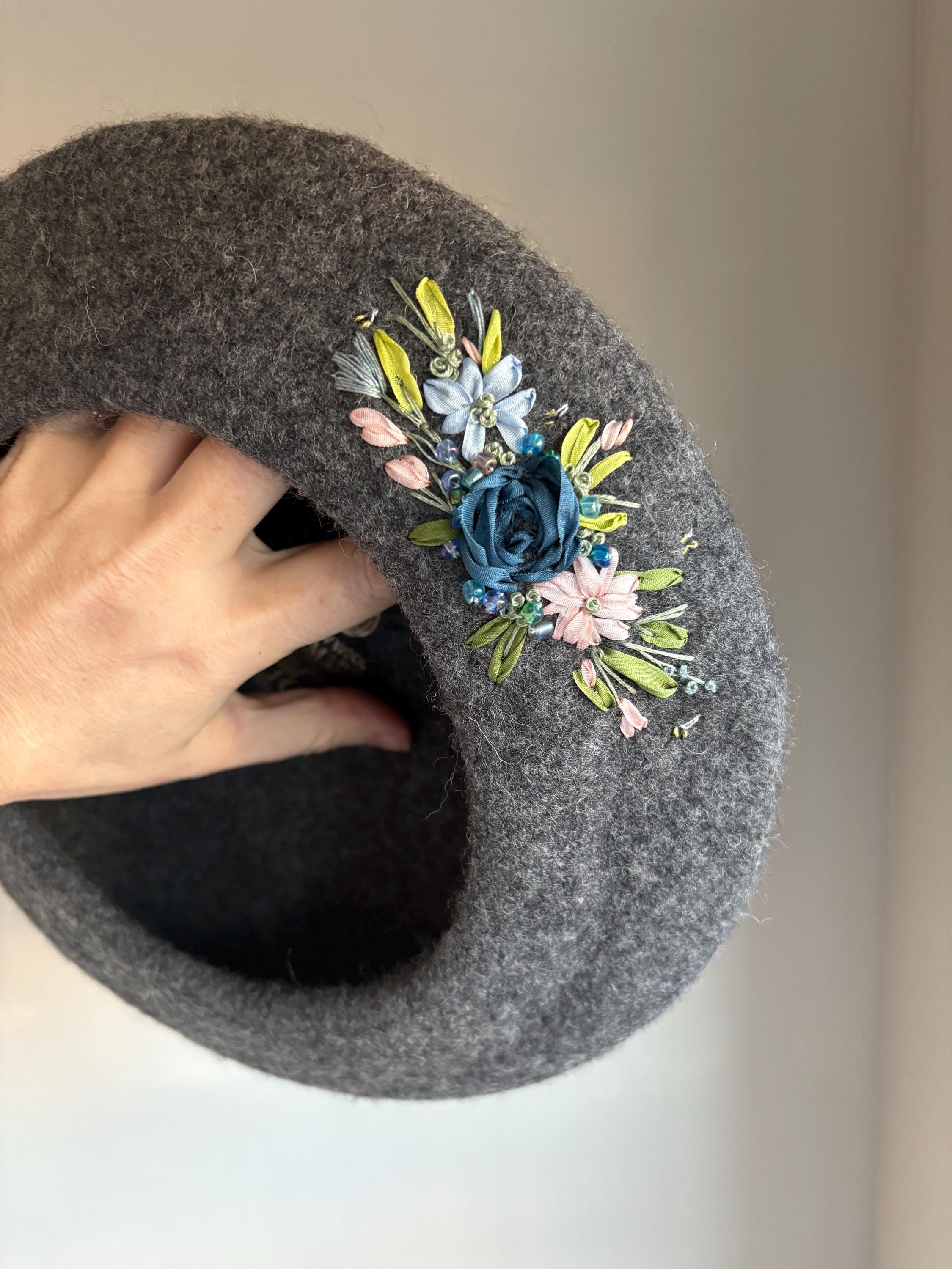 Beret and Butterflies - Etsy display picture 1