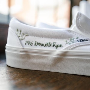 Custom wedding shoes Vans, floral design embroidered shoes, unisex footwear for 2026 wedding, shoes for bride, non-binary wedding