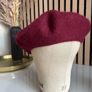 thick burgundy wool beret, plain colour wool beret, French style beret, dark red beret, Woolmark thick premium beret, UK designed beret