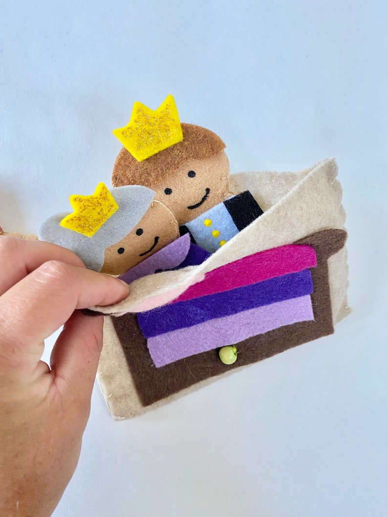 Princess and the Pea Felt Finger Puppet Nursery Rhyme Story - Etsy