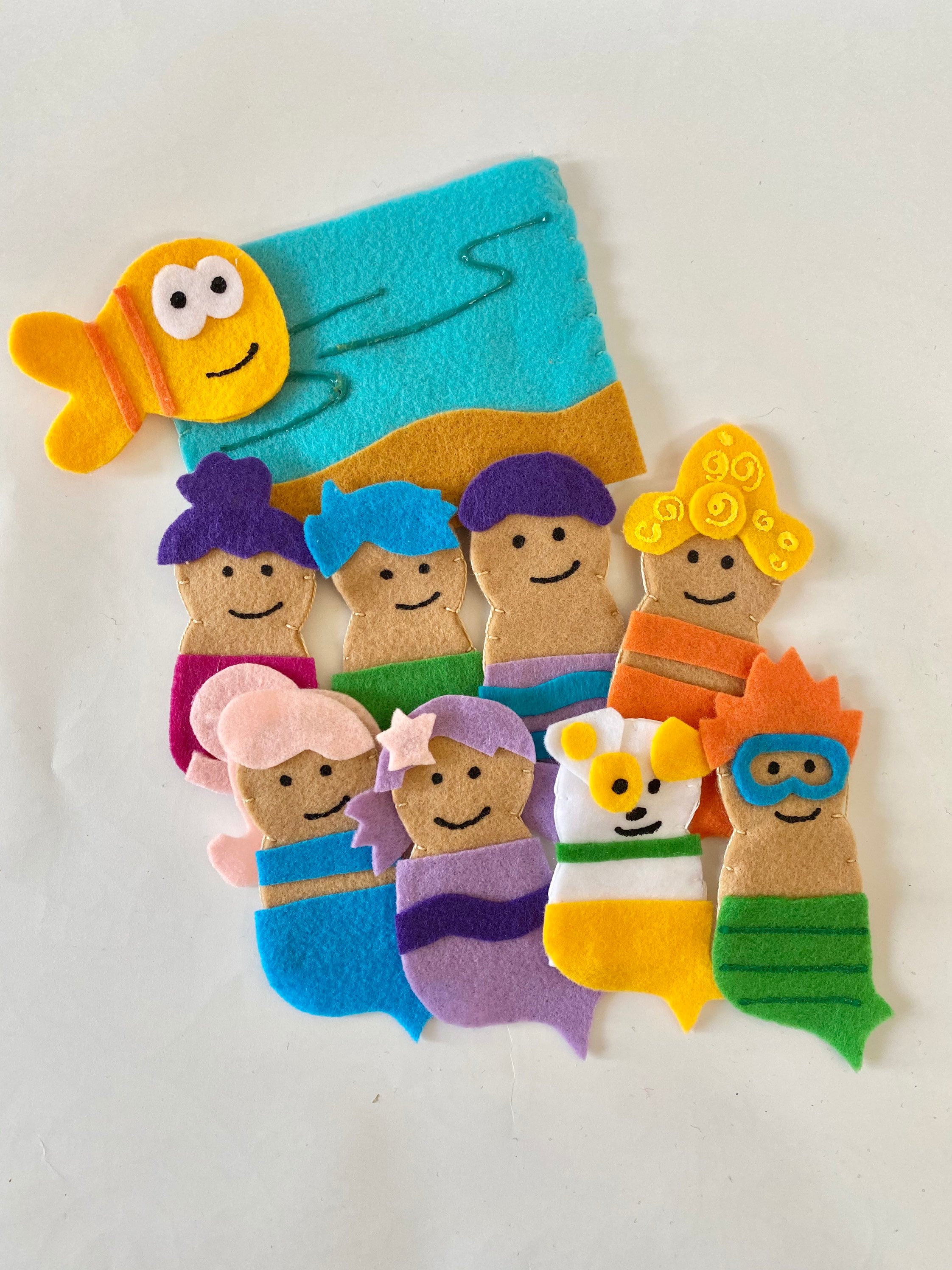 Bubble Guppies Finger Puppet Set Felt Story Nursery Rhyme Etsy - bubble guppies roblox id code