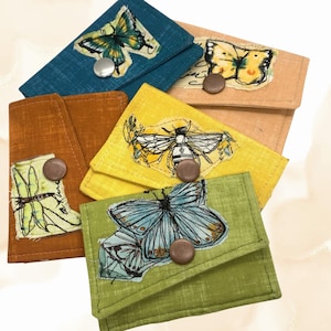 Mini carteiras de tecido/ Vintage/ Chique/ Apliques/ Borboleta/ Libélula/ Abelhas/ Presente/ Elegante