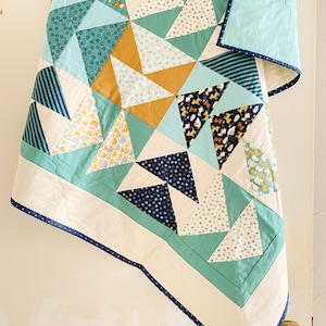 Quilt - Patchwork-Decke - Kinderdecke "Woof"