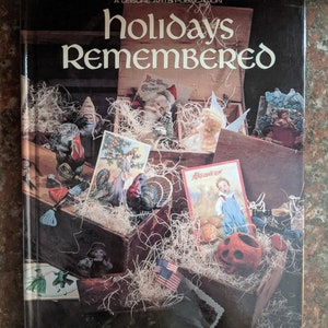 Cross Stitch Patterns, Leisure Arts Publication HOLIDAYS REMEMBERED Book Five Pub. 1993, Vintage OOP book Like New Condition