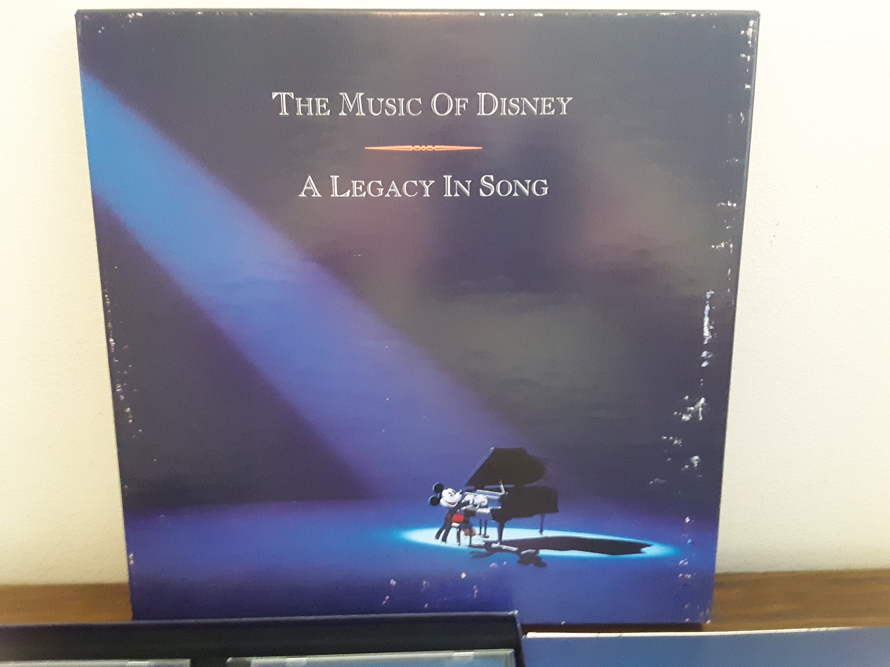 洋楽 THE MUSIC OF DISNEY A LEGACY IN SONG Amazon.com: The Music Of Disney: A Legacy In Song: CDs & Vinyl