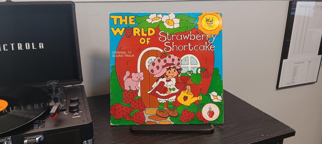 Strawberry Shortcake - the World of Strawberry Shortcake - Circa
