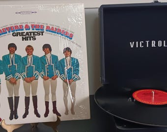 Paul Revere & The Raiders - Greatest Hits - Circa 1967