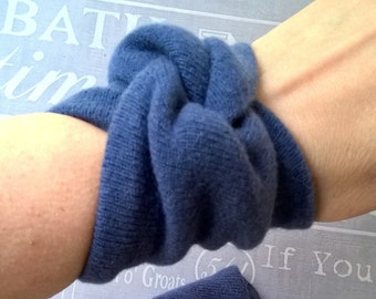 Unisex 100% Pure Cashmere wrist warmers, Spruce Blue No Thumbs, Made in UK