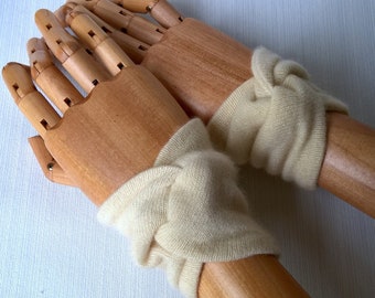 Luxury wrist warmers Up-cycled cashmere sweater, cream pulse cuffs No Thumbs,
